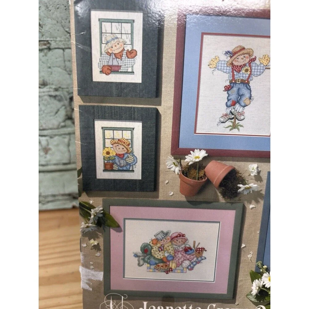 Patches & Pals Jeanette Crews Designs 1217 Scarecrows Autumn Fall Cross Stitch